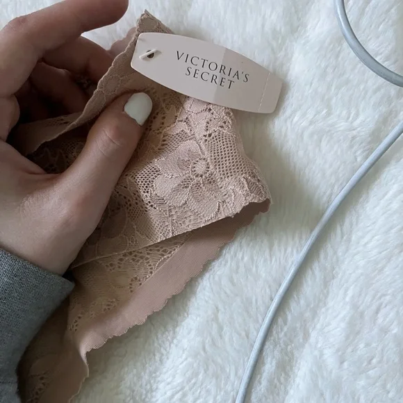 Victoria Secret Lace Bikini & Thong Panty Bundle - Picture 11 of 12